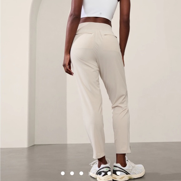 Athleta Brooklyn mid rise ankle pant - Picture 4 of 8